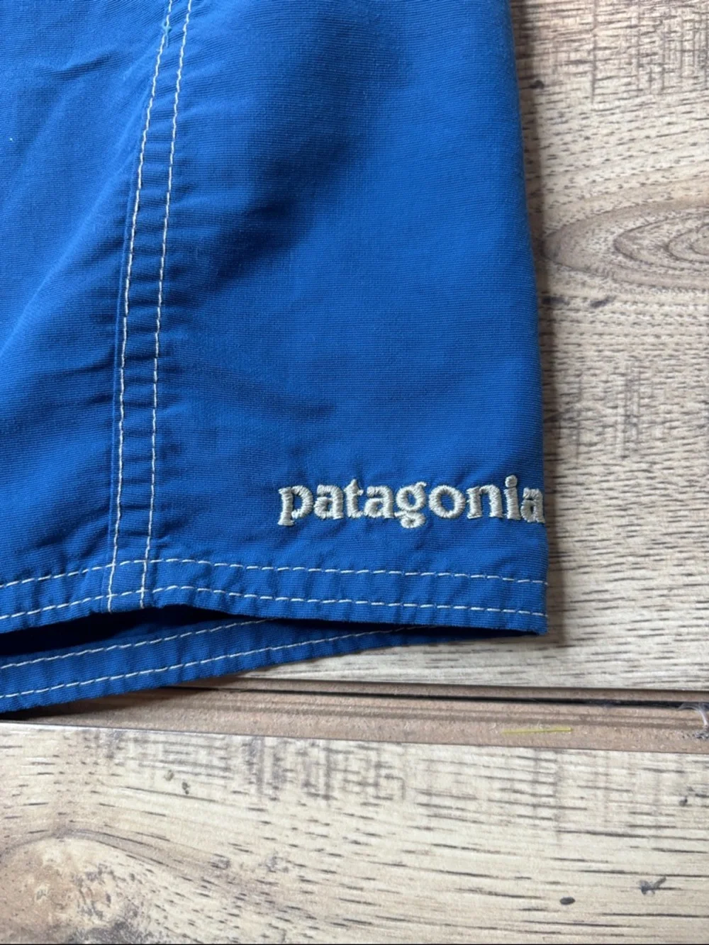 Patagonia Men's Royal Blue WavefarerBoard Shorts with Contrast Drawcord Size 34 - Picture 2 of 7